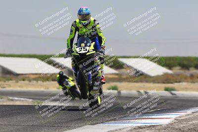 media/Aug-03-2025-TrackDaz (Sun) [[bf4a71acf9]]/B Group/1220pm (Wheelie Bump)/